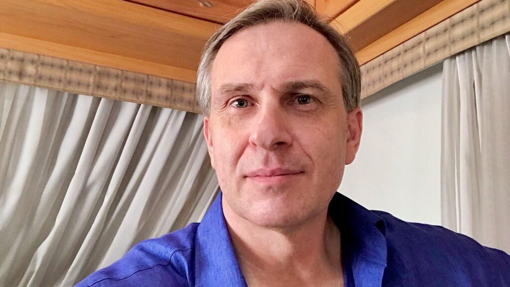 Find found found 3 формы. Break три формы. таблица неправильных глаголов английского языка. страница 404. Accessible перевод.