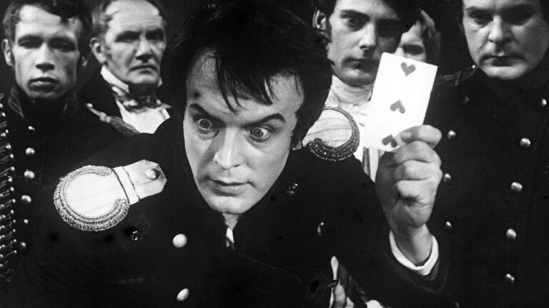 Кадр из фильма-оперы режиссёра Романа Тихомирова