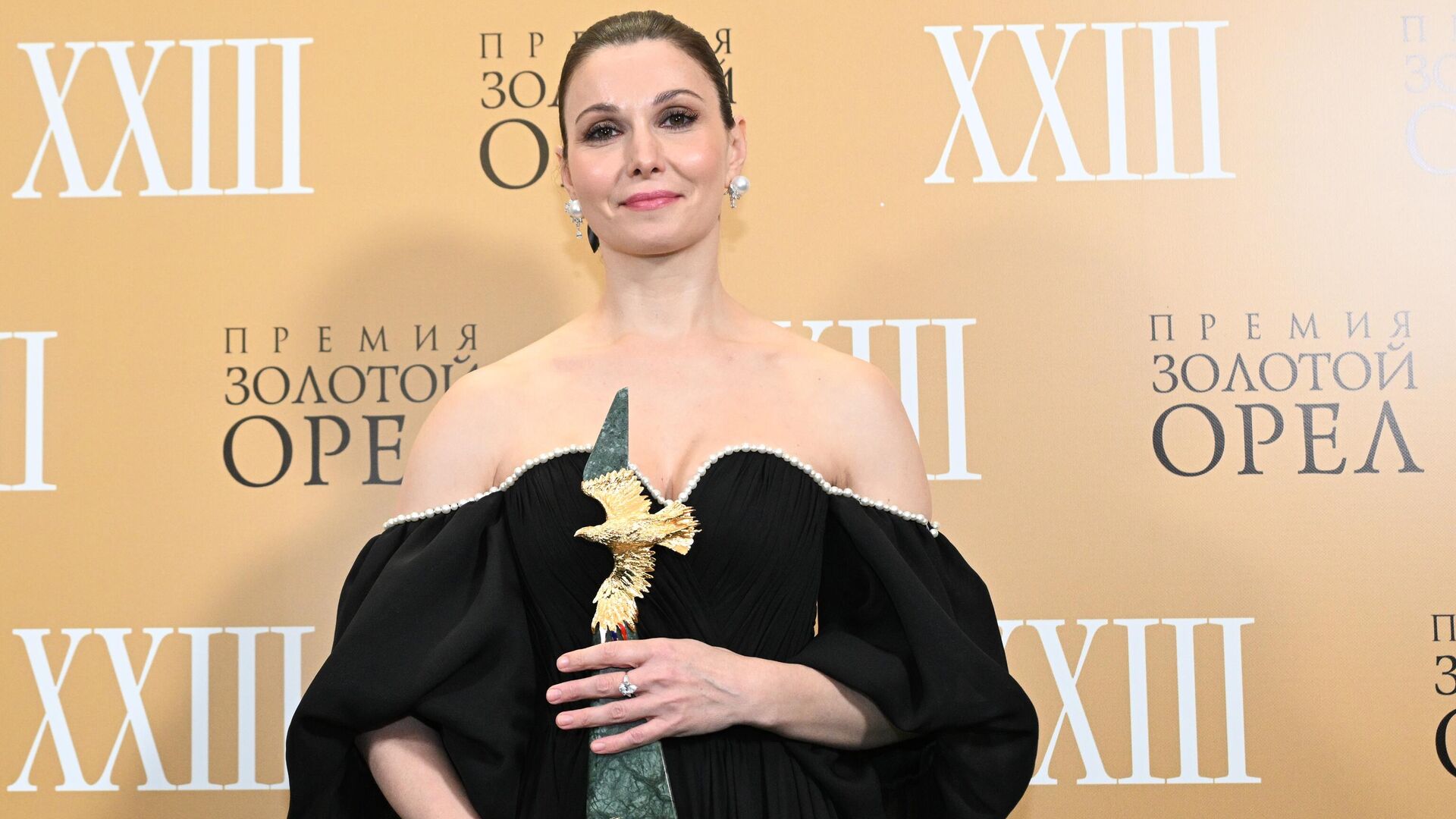 Актриса Александра Урсуляк, получившая награду в номинации