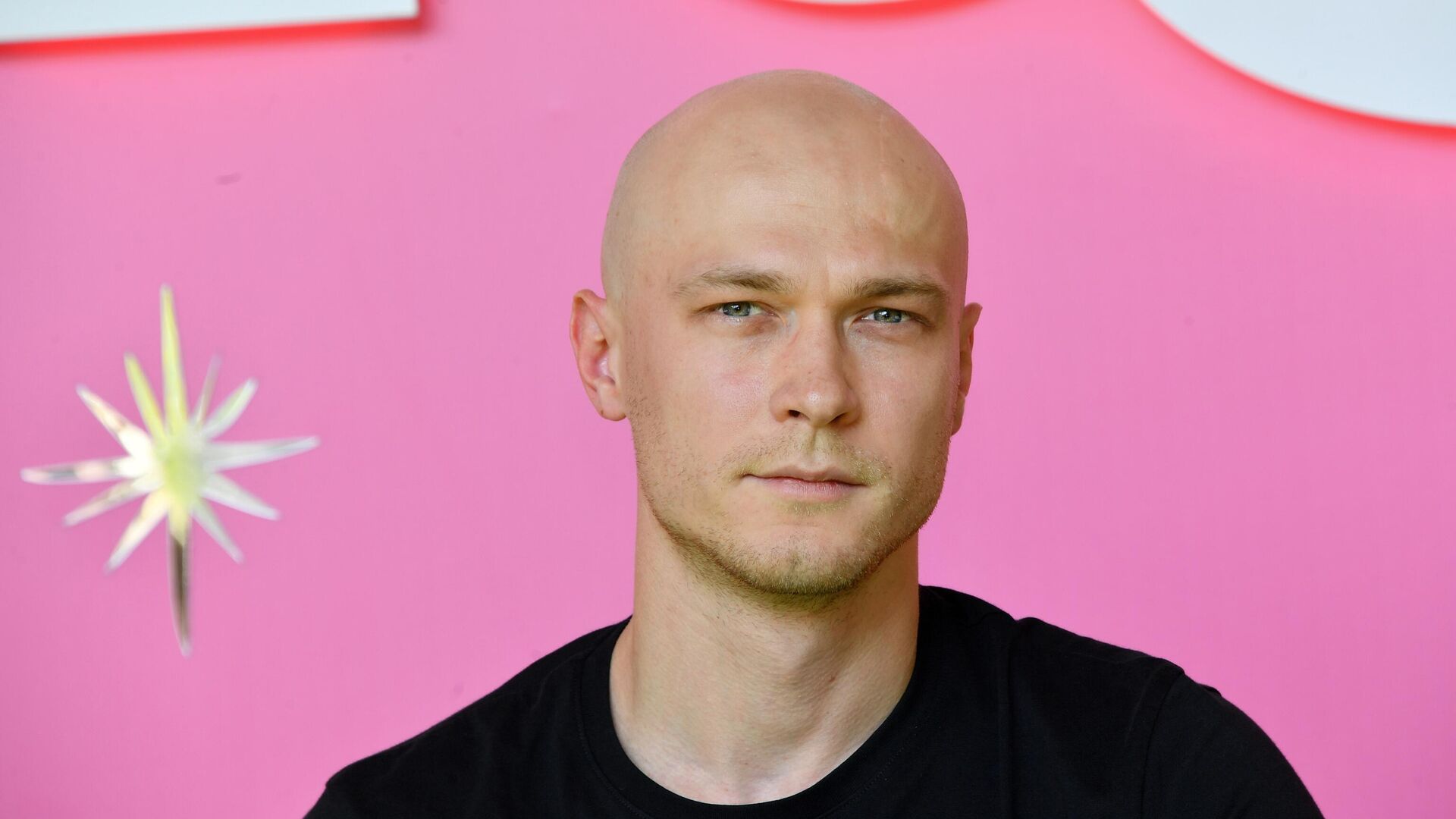 Актёр Юра Борисов