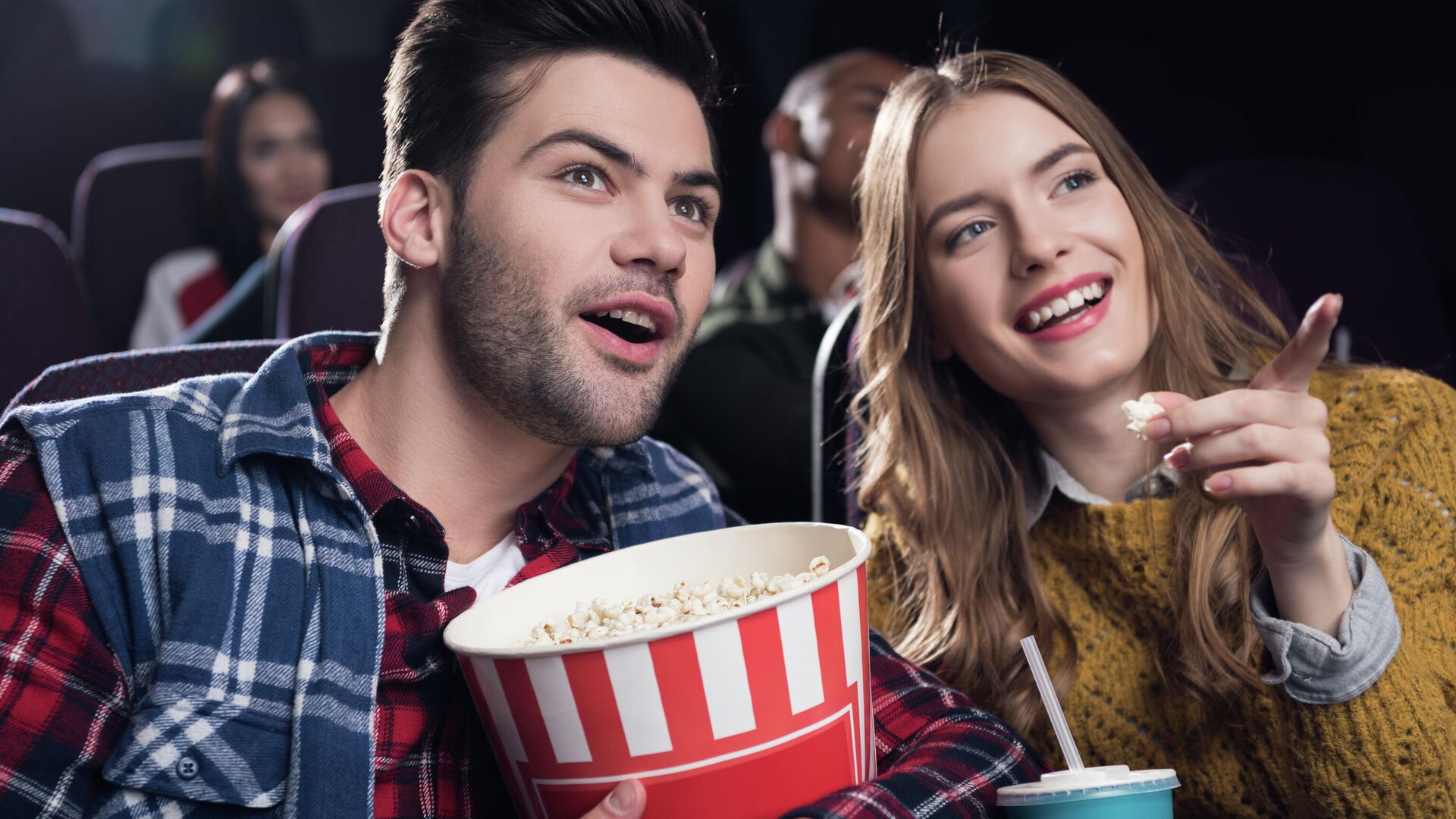 Молодые люди в кино