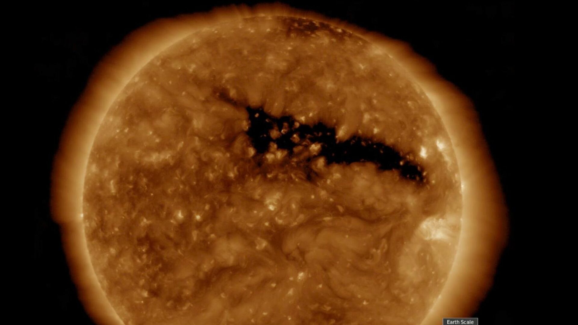 Корональная дыра на поверхности Солнца
