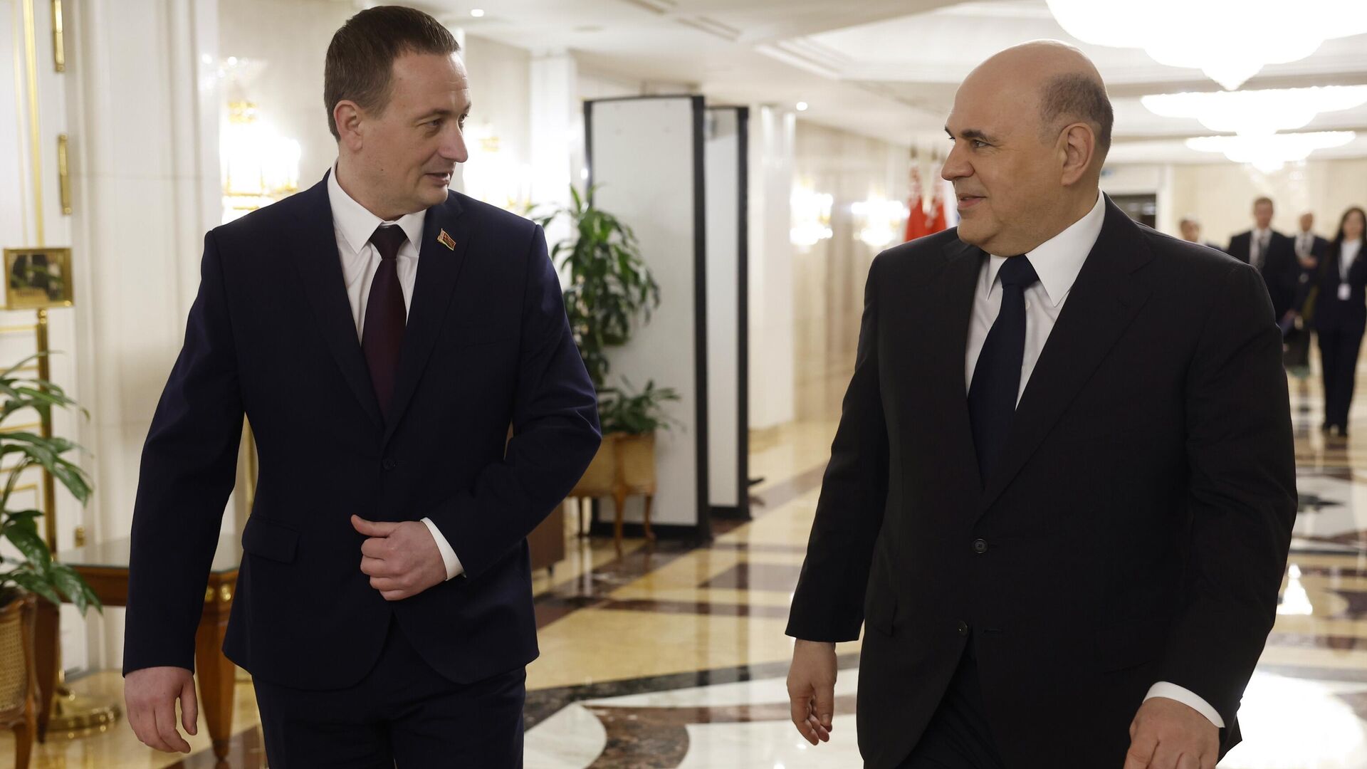 Председатель правительства РФ Михаил Мишустин и премьер-министр Республики Беларусь Александр Турчин во время встречи. 7 апреля 2025