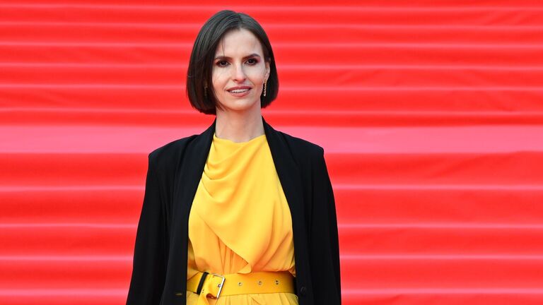 Режиссер Анна Матисон на красной дорожке перед церемонией открытия 47-го Московского международного кинофестиваля