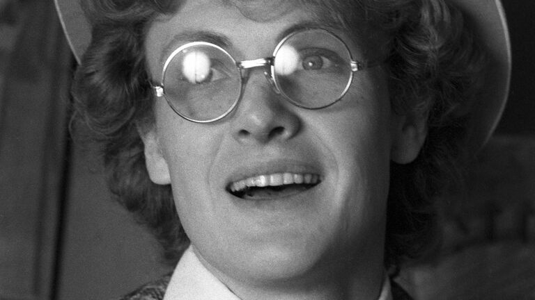 Артист Юрий Мороз (исполнитель роли Тони) в кинофильме Принцесса цирка