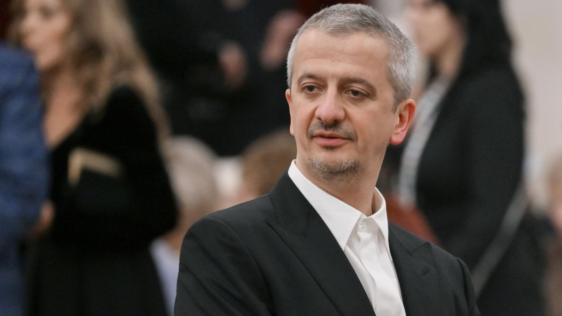 Константин Богомолов