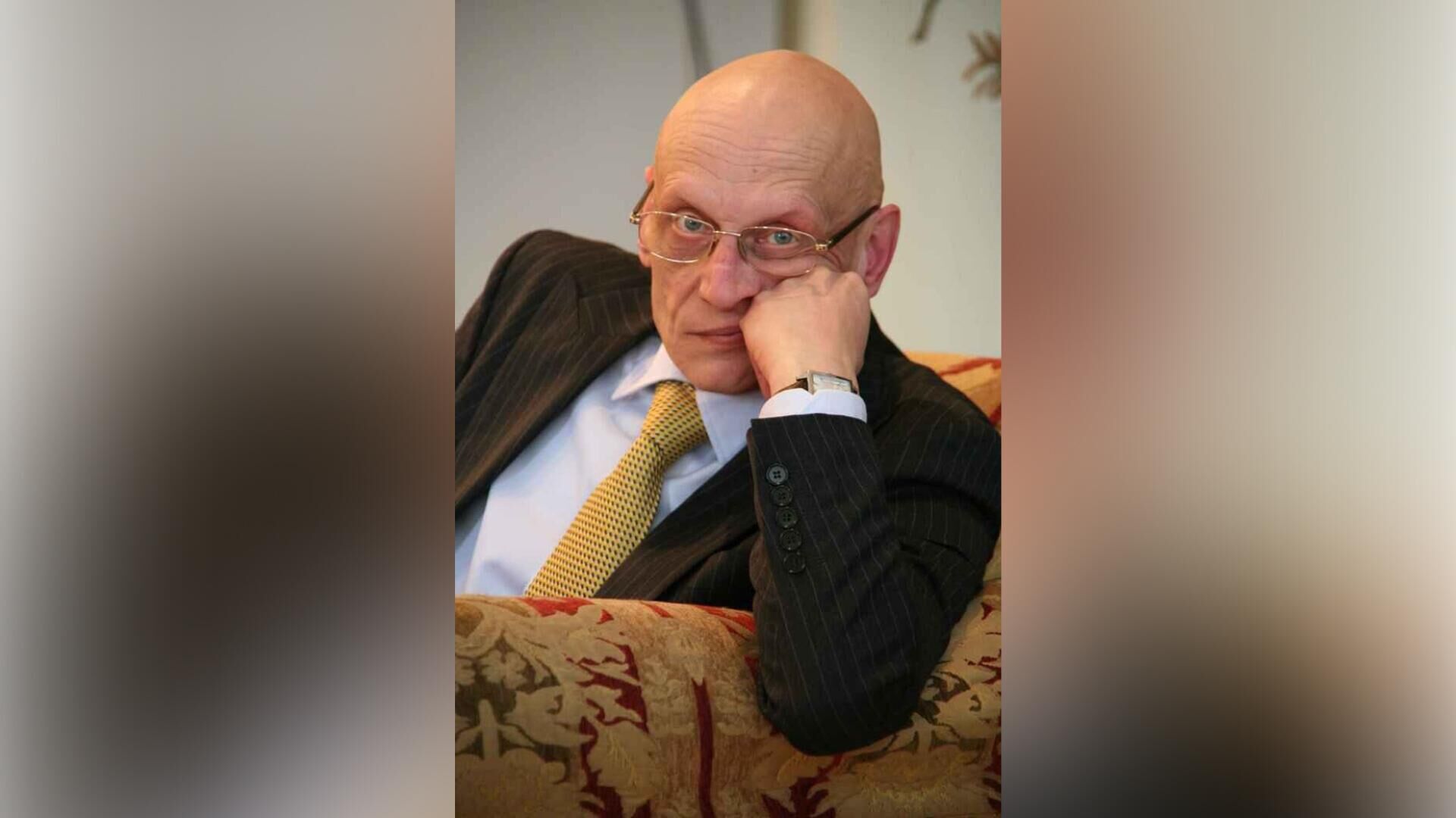 Петр Пивоваров