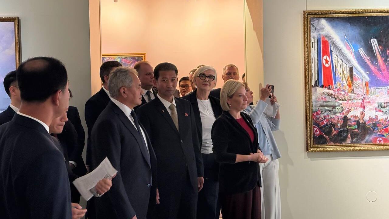 Выставка Художественная выставка КНДР. Страна великого народа во Всероссийском музее декоративного искусства в Москве
