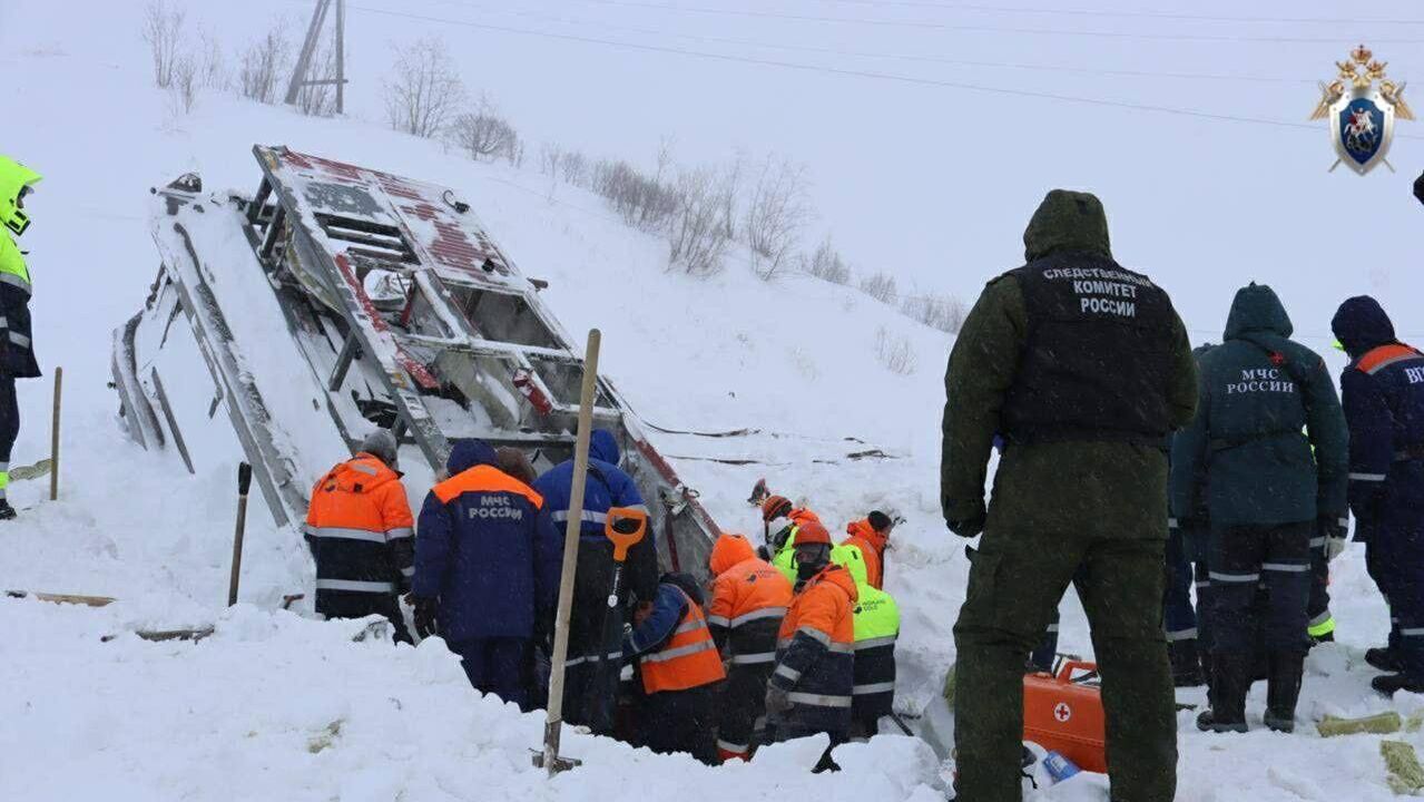 Поиски попавшего под лавину геолога на Камчатке