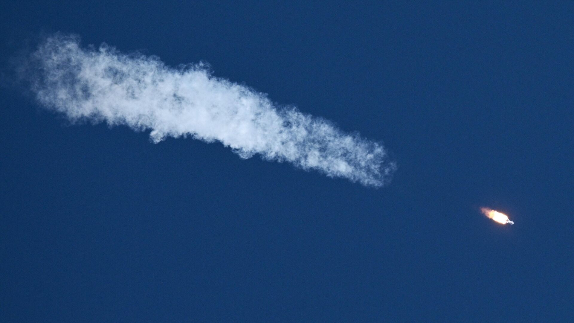 Корабль Союз МС-27