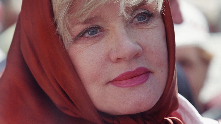 Актриса театра и кино Вера Алентова