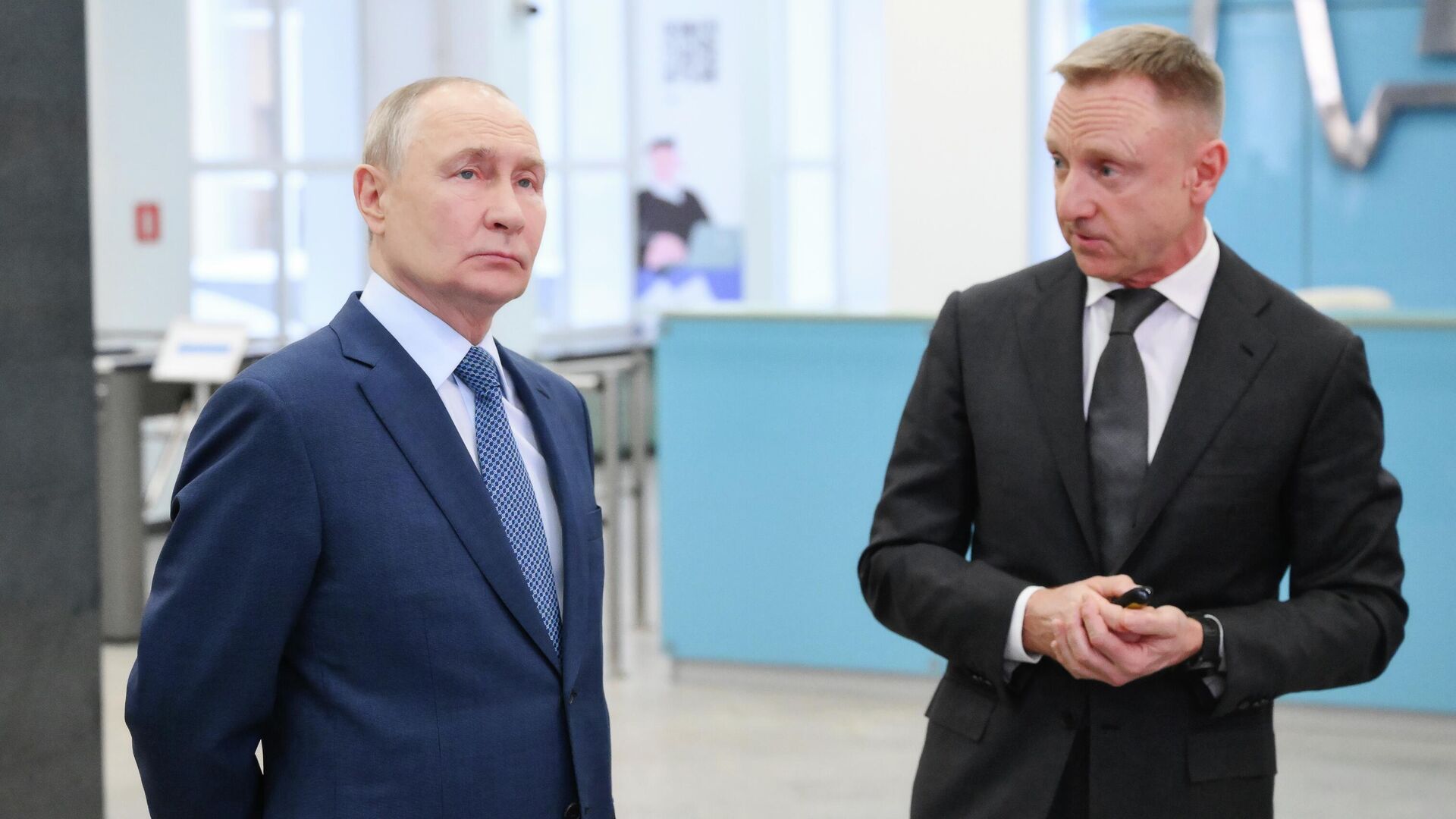 Президент РФ Владимир Путин посещает Московский физико-технический институт