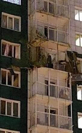 Поврежденный ударом беспилотника дом в Воронеже