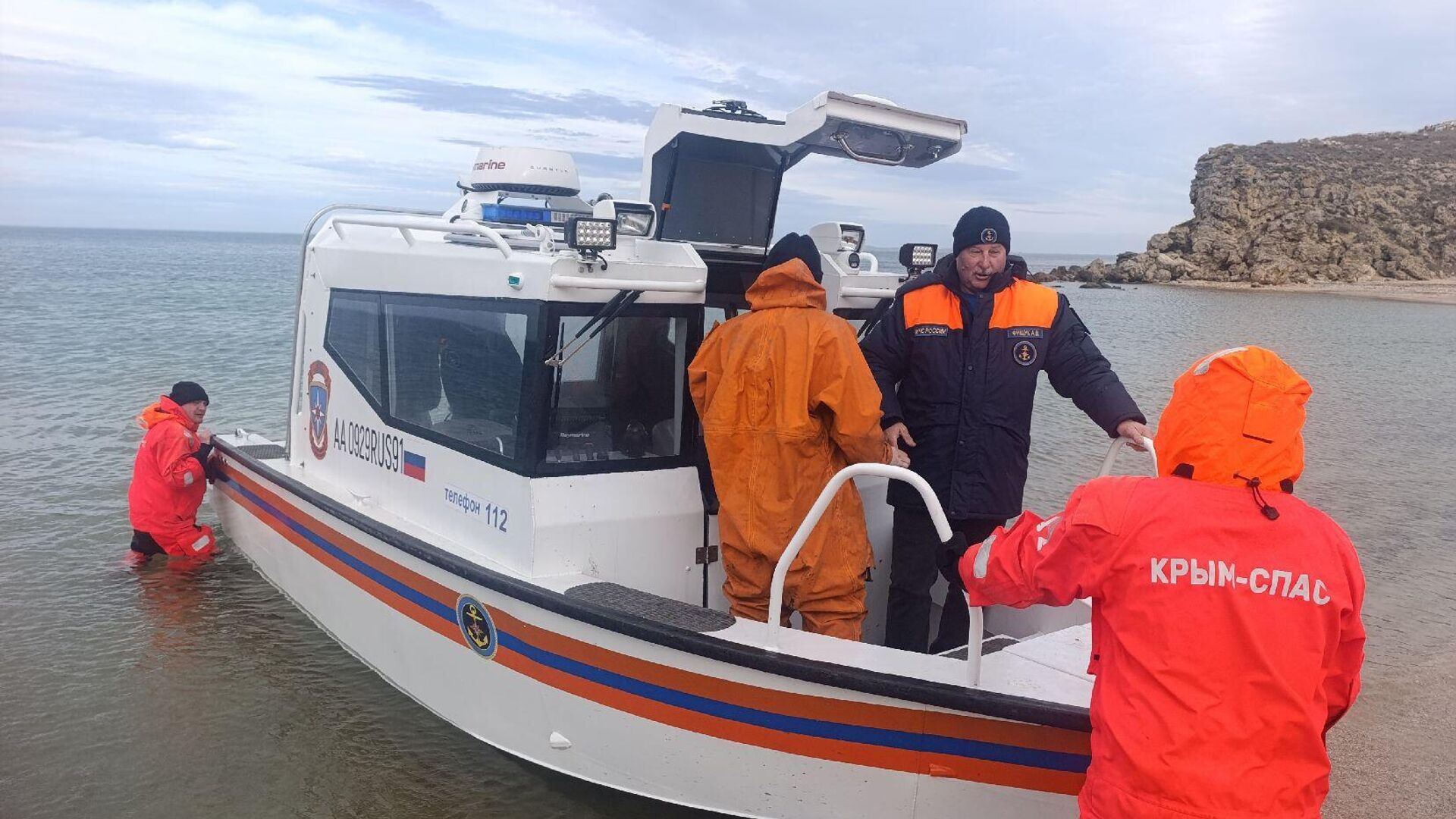 Поисково-спасательные работы в Азовском море