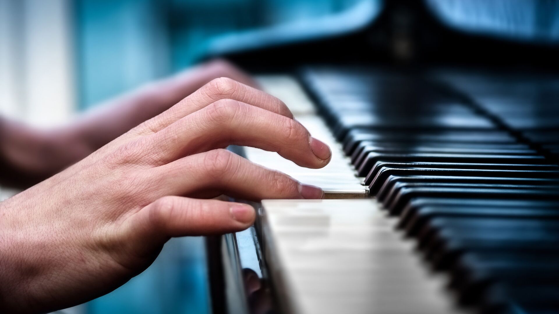 Игра на фортепиано