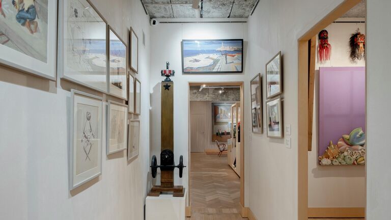 Экспозиция выставки Заграница — это миф?!