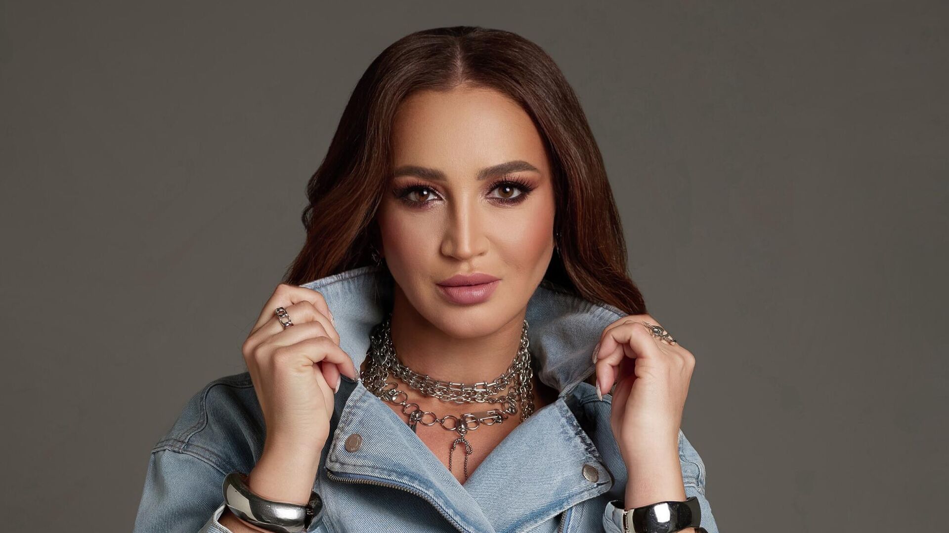 Артистка Ольга Бузова