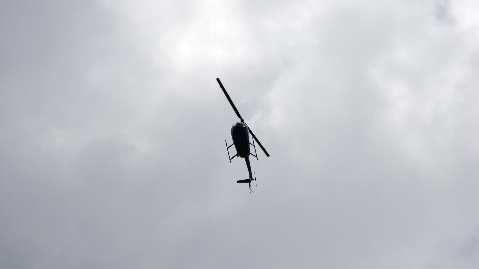 Вертолет Robinson R44